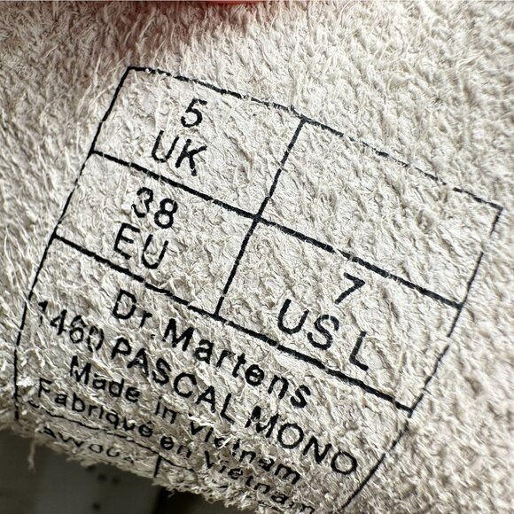 Dr. Martens 1460 Pascal Mono Women Size 7 White Leather 8 Eye Combat Boot - Picture 10 of 11